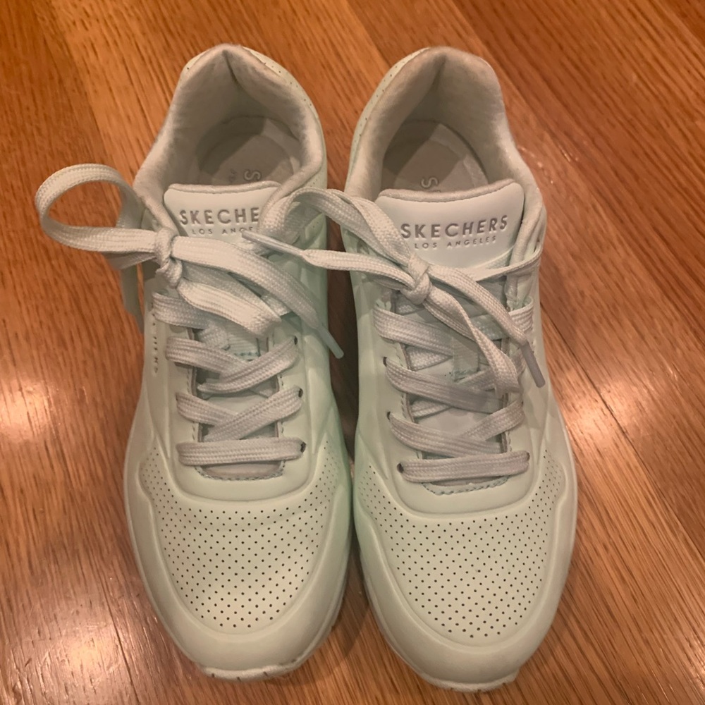 Skechers memory foam shoes